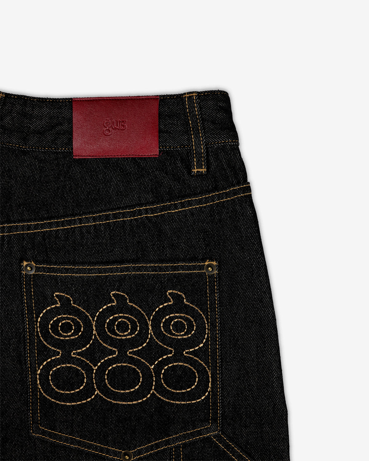 RAW DOUBLE-KNEE SHORTS